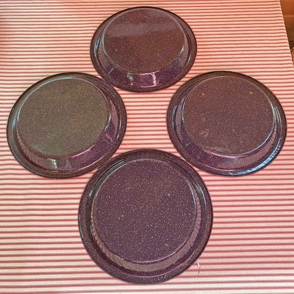 Enamelware 4 Camping Plates / Pie Tin - Picture 2 of 5